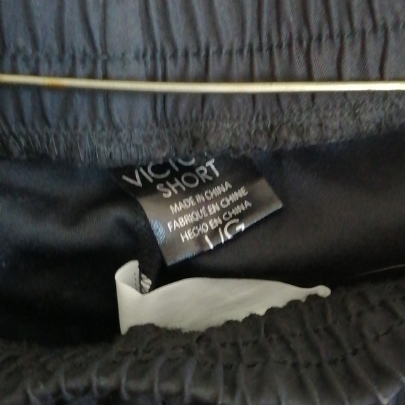 Victory short - Picture 3 of 4